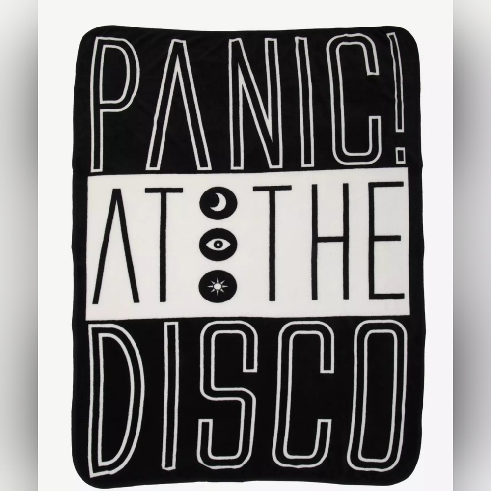 Panic! At The Disco Block Logo Plush Throw Blanket Hot Topic 40×60